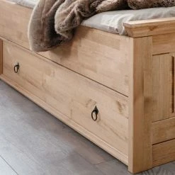 180x200 Landhausbett Aus Kiefer Gebeizt & Geölt - Voeca -Massivholzbetten Shop 180x200 landhausbett aus kiefer gebeizt geoelt bettkaesten optional voeca 03