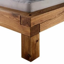 Balken-Doppelbett Mit Nachttischen Im Set Housten Aus Wildeiche Massiv (dreiteilig) -Massivholzbetten Shop balken doppelbett mit nachttischen im set aus wildeiche massiv housten 03