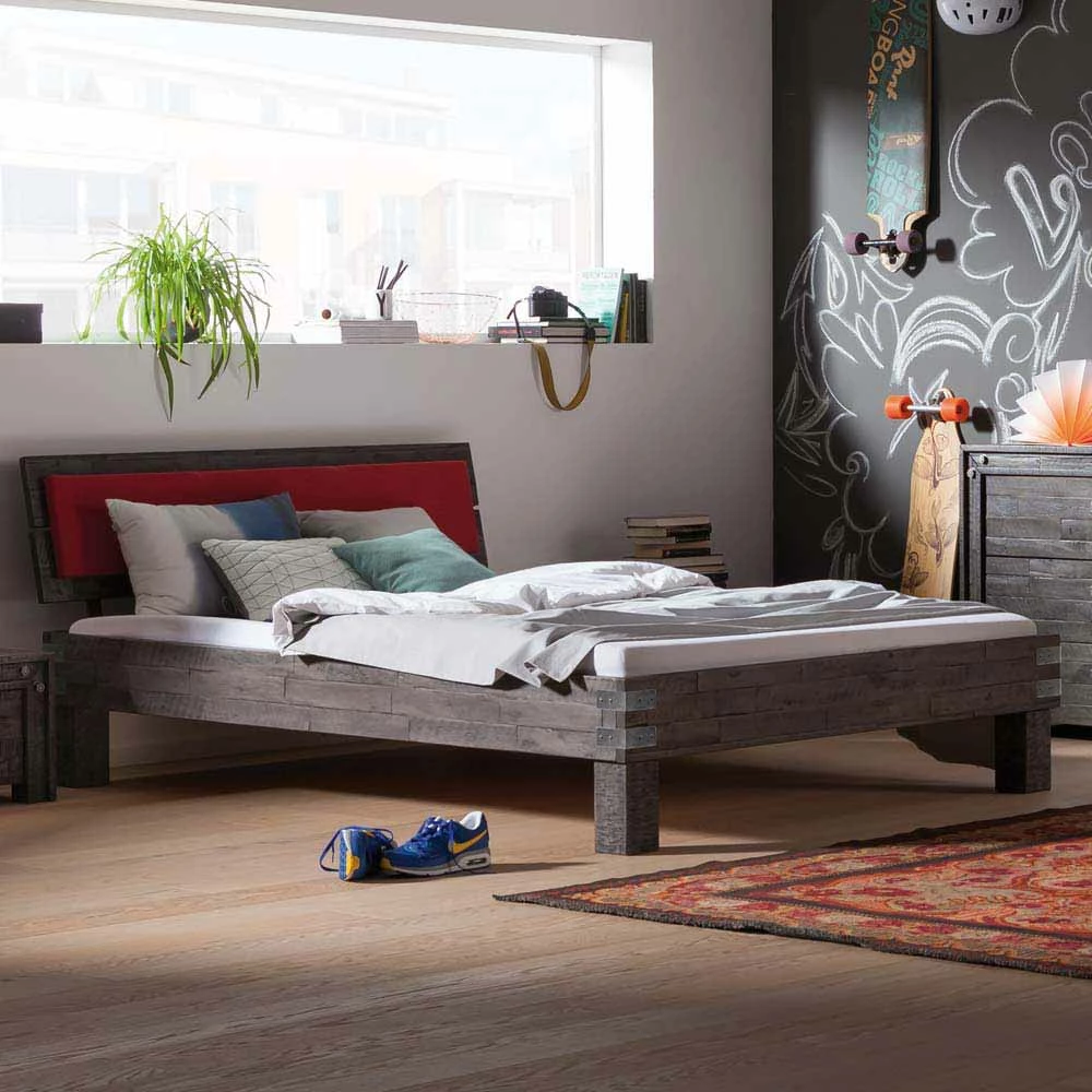 Holz Bett Mit Kopfteil Lienz Inklusive Kopfteil-Kissen In Rot