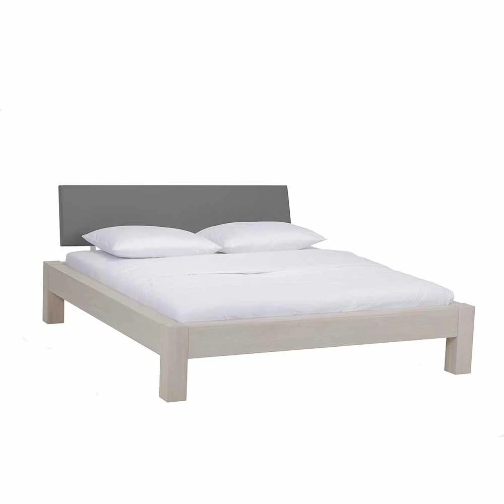 Holzbett Lagossan aus Wildeiche weiß geölt Holzbett Lagossan Aus Wildeiche Weiß Geölt -Massivholzbetten Shop holzbett wildeiche weiss geoelt kopfteil gepolstert mit webstoff grau lagossan f