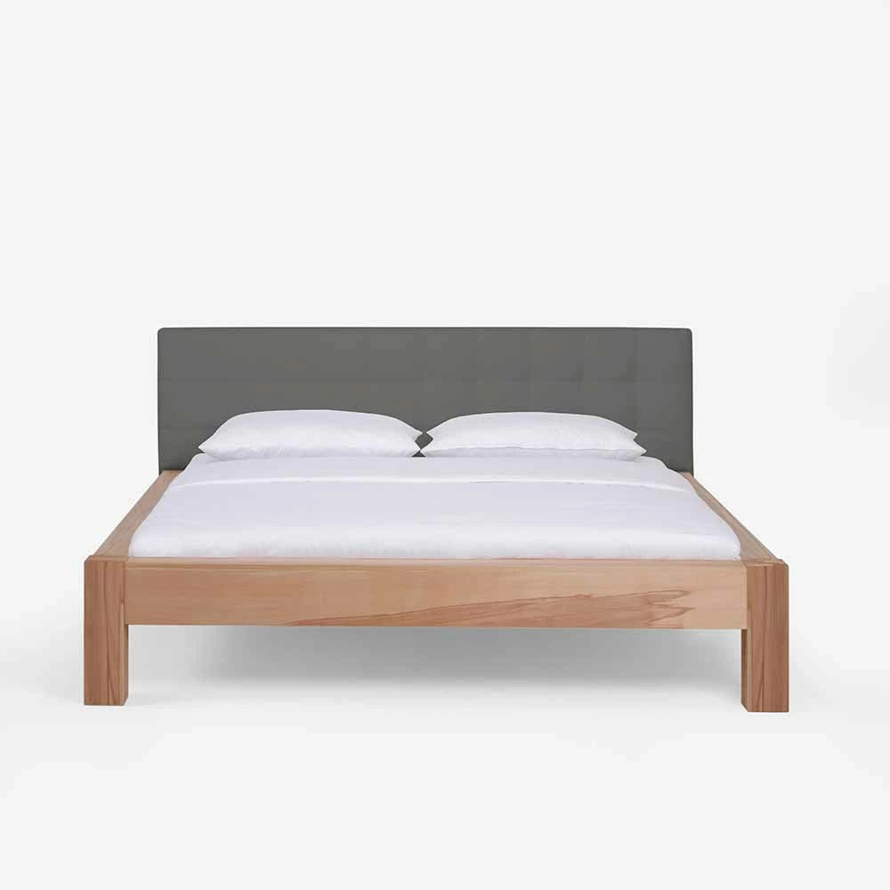 Kernbuche Bett Pandaua mit Polster-Kopfteil in Grau Kernbuche Bett Pandaua Mit Polster-Kopfteil In Grau -Massivholzbetten Shop kernbuche bett polster kopfteil in grau als doppelbett auch in ueberlaenge pandaua 02