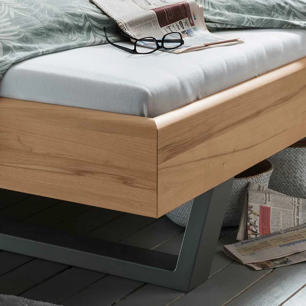 Kernbuche Doppelbett & Nachttische - Eudrinia I (dreiteilig) Kernbuche Doppelbett & Nachttische - Eudrinia I (dreiteilig) -Massivholzbetten Shop kernbuche doppelbett nachttische zum einhaengen eudrinia i 02