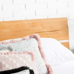 Landhaus Massivholzbett Mit Kufen - Fuertun 4 Landhaus Massivholzbett Mit Kufen - Fuertun -Massivholzbetten Shop landhaus massivholzbett mit kufen aus fichte mit antik finish fuertun 04