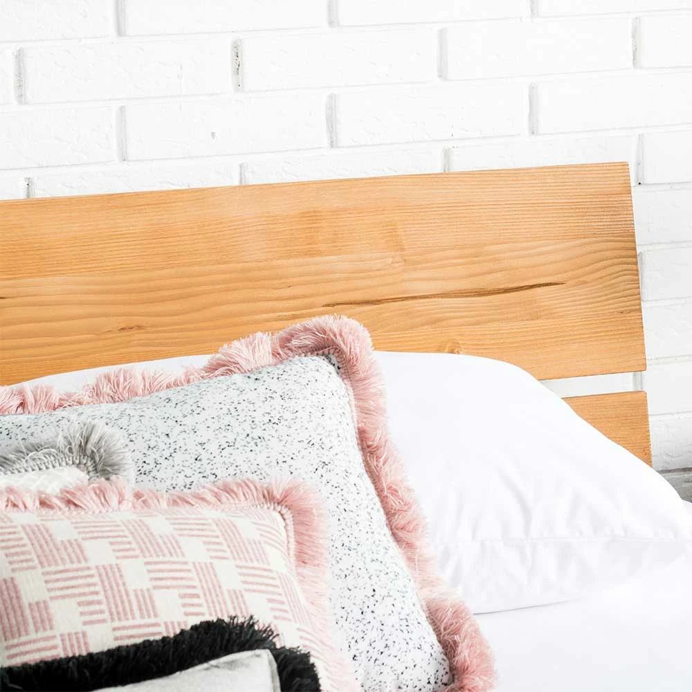 Landhaus Massivholzbett mit Kufen - Fuertun Landhaus Massivholzbett Mit Kufen - Fuertun -Massivholzbetten Shop landhaus massivholzbett mit kufen aus fichte mit antik finish fuertun 04