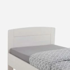 Weißes Buchenbett Varhida Mit Kopfteil 3 Weißes Buchenbett Varhida Mit Kopfteil -Massivholzbetten Shop weisses buchenbett kopfteil als einzelbett mit komforthoehe varhida 03