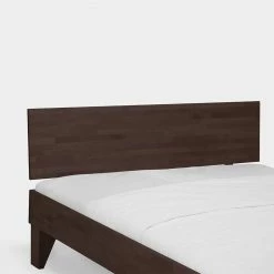 Wengefarbiges Holzbett Careful Aus Buche Massiv Lackiert -Massivholzbetten Shop wengefarbiges holzbett buche massiv lackiert vollflaechiges holz kopfteil careful 03