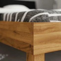 Wildeiche Bettgestell In 220cm Mit Kopfteil Schwarz - Olbysca -Massivholzbetten Shop wildeiche bettgestell in 220cm mit kopfteil schwarz aus mdf olbysca 05