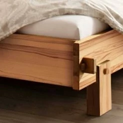 Wildeiche Designbett Massiv - Clarina -Massivholzbetten Shop wildeiche designbett massiv in zwei breiten online kaufen clarina 02