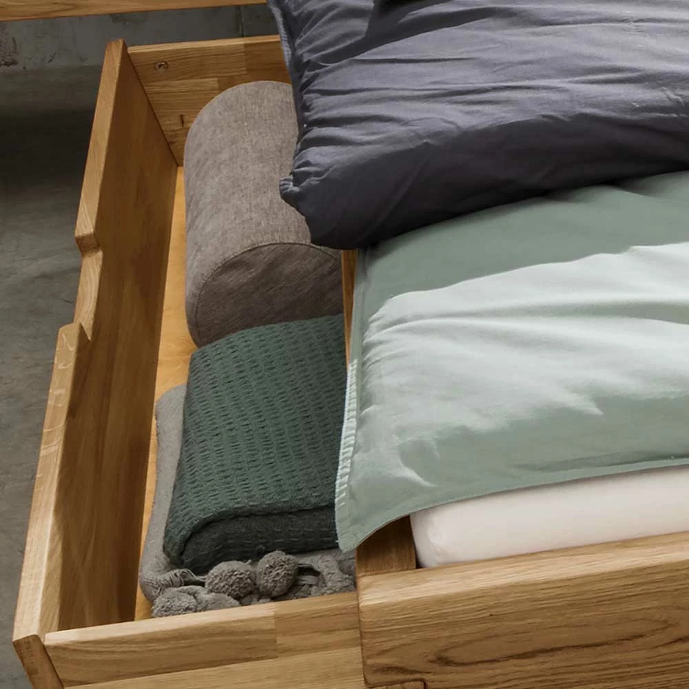 Wildeiche Schubkastenbett & Nachtkommoden - Aryvano (dreiteilig) Wildeiche Schubkastenbett & Nachtkommoden - Aryvano (dreiteilig) -Massivholzbetten Shop wildeiche schubkastenbett nachtkommoden in modernem design aryvano 04